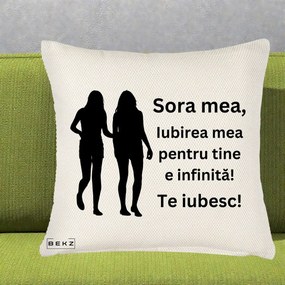 Cadou pentru Sora - Perna Personalizata Sora Mea Te Iubesc Siluete Negre Tinand Maini, 40x40 cm, Crem Reliefat, Husa Detasabila, Perna Inclusa, BEKZ®