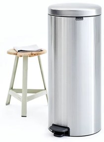 Cos de gunoi cu pedala Brabantia NewIcon 649061, 30 L, Inchidere usoara, Baza antiderapanta, Rezistent la amprente, Inox Mat