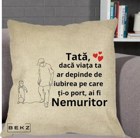 Cadou pentru Tata - Perna Personalizata Tata Nemuritor Joaca cu Mingea, 40x40 cm, Crem, Husa Detasabila, Perna Inclusa, BEKZ®