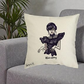 Perna Personalizata Wednesday Addams Dans Gotic, 40x40 cm, Ecru, Husa Detasabila, Perna Inclusa, BEKZ®