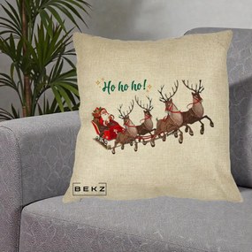 Perna Decorativa Ho Ho Ho Mos Craciun cu Sanie si Reni, 40x40 cm, Crem, Husa Detasabila, Perna Inclusa, BEKZ®