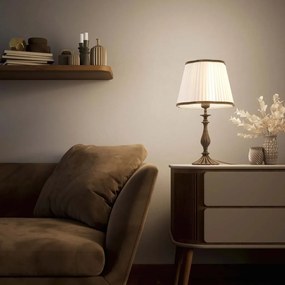 Veioza, Lampa de masa din alama stil clasic Petalo