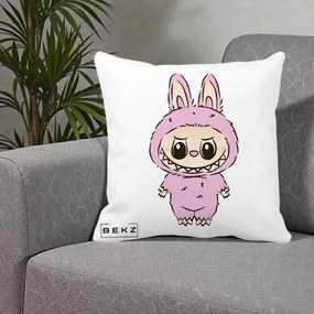 Perna Personalizata Labubu Mov Pastel, 40x40 cm, Alba Mata, Husa Detasabila, Perna Inclusa, BEKZ®