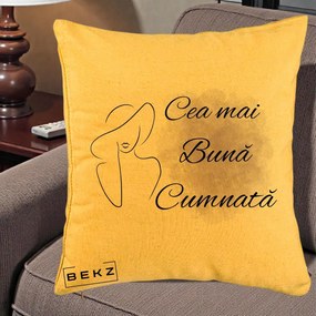 Cadou pentru Cumnata - Perna Personalizata Cea mai Buna Cumnata cu Silueta Dama si Pete Violet, 40x40 cm, Galben, Husa Detasabila, Perna Inclusa, BEKZ®