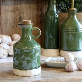 Olivieră din ceramică antichizată verde, pentru ulei, cu dop de plută, 15,5×8 cm, „Mireille"