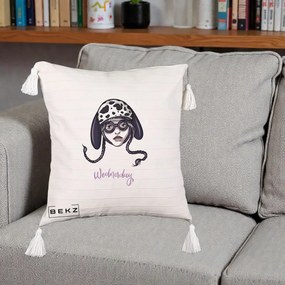 Perna Personalizata Wednesday Addams cu Caine Dalmatian, 40x40 cm, Bej cu Franjuri, Husa Detasabila, Perna Inclusa, BEKZ®