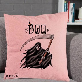 Perna Decorativa Halloween Boo Grim Reaper cu Coasa, 40x40 cm, Roz, Husa Detasabila, Perna Inclusa, BEKZ®