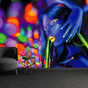 Fototapet - Femeia la lumina neonului (147x102 cm)