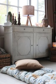 Dulap din lemn de pin si MDF, cu aspect vintage