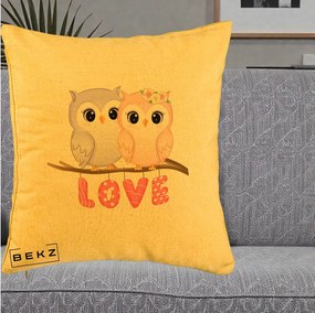 Perna Decorativa Love Bufnite Indragostite pe Crenguta Roz si Mov, 40x40 cm, Galben, Husa Detasabila, Perna Inclusa, BEKZ®