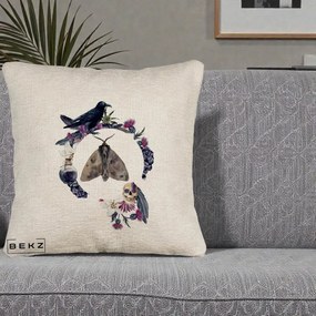 Perna Decorativa Gothic Wreath Corb Moliu Craniu, 40x40 cm, Bej Canapea, Husa Detasabila, Perna Inclusa, BEKZ®