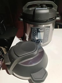 La mâna a doua: Multicooker si Air Fryer 2in1 Oliver Voltz OV51985G6, 6L, 1500W, 44 functii, 12 programe, Inox