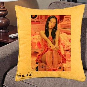 Perna Personalizata K-pop BLACKPINK Jisoo Pink Room, 40x40 cm, Galben, Husa Detasabila, Perna Inclusa, BEKZ®