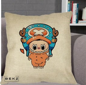 Perna Personalizata Labubu x Tony Tony Chopper, 40x40 cm, Crem, Husa Detasabila, Perna Inclusa, BEKZ®