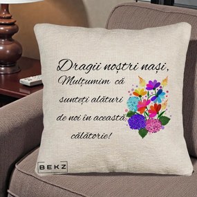 Cadou pentru Nasi - Perna Personalizata Dragii Nostri Nasi Multumim cu Flori Multicolore, 40x40 cm, Bej Canapea, Husa Detasabila, Perna Inclusa, BEKZ®