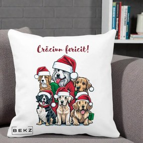 Perna Decorativa Caini cu Bonete Craciun Fericit, 40x40 cm, Alba Mata, Husa Detasabila, Perna Inclusa, BEKZ®