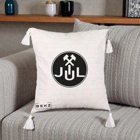 Perna Personalizata JUL Jiul Lupeni Fotbal, 40x40 cm, Bej cu Franjuri, Husa Detasabila, Perna Inclusa, BEKZ®