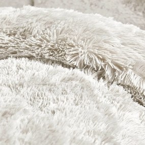 Lenjerie de pat albă din micropluș pentru pat dublu 200x200 cm Cuddly – Catherine Lansfield