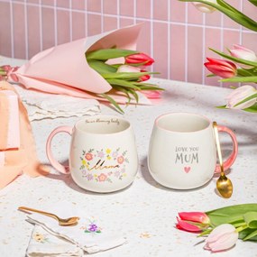 Cană roz-deschis din porțelan 450 ml Mama You Are Blooming – Sass &amp; Belle