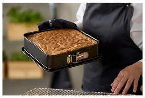 Formă de copt din oțel inoxidabil pentru tort 24x24 cm – Blomsterbergs