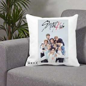 Perna Personalizata K-pop Stray Kids cu Foto Grup Alb-Albastru, 40x40 cm, Alba Mata, Husa Detasabila, Perna Inclusa, BEKZ®
