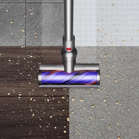 Aspirator vertical Dyson V8 Advanced 492636-01, 130AW, 540ml, 110000 rpm/min, Аutonomie pаnа la 40 min, HEPA, Argintiu