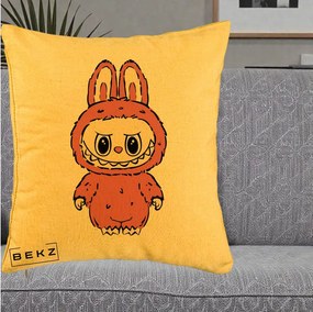 Perna Personalizata Labubu Roz Solo, 40x40 cm, Galben, Husa Detasabila, Perna Inclusa, BEKZ®
