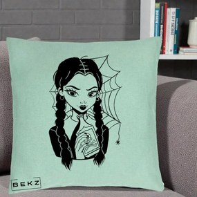 Perna Personalizata Wednesday cu Panza de Paianjen, 40x40 cm, Verde Menta, Husa Detasabila, Perna Inclusa, BEKZ®