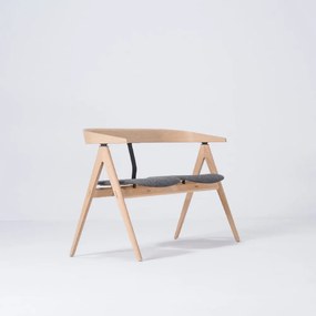 Bancă din lemn de stejar Gazzda Ava, șezut gri