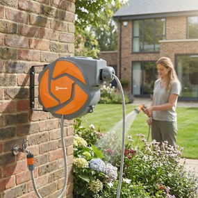 DURHAND Furtun retractabil de perete cu derulator 10+1 m, retragere automată și duză cu 7 funcții, rotire 180° | Aosom Romania