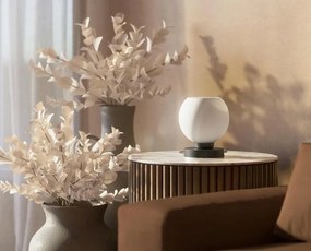 Veioza, Lampa de masa din alama Globe