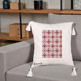 Perna Personalizata Motiv Traditional Ie Romaneasca Rosu, 40x40 cm, Bej cu Franjuri, Husa Detasabila, Perna Inclusa, BEKZ®