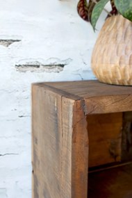 Etajeră de perete din lemn reciclat, natur, cu 2 rafturi și sertar, aspect rustic, 73 x 52 x 15 cm, „Grimaud”