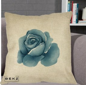 Perna Decorativa Trandafir Albastru Acuarela, 40x40 cm, Crem, Husa Detasabila, Perna Inclusa, BEKZ®