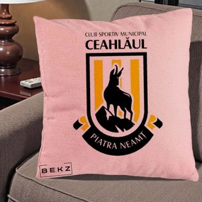 Perna Personalizata CSM Ceahlaul Piatra Neamt Fotbal, 40x40 cm, Roz, Husa Detasabila, Perna Inclusa, BEKZ®