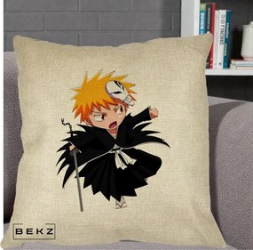 Perna Personalizata Bleach Ichigo Chibi cu Masca, 40x40 cm, Crem, Husa Detasabila, Perna Inclusa, BEKZ®