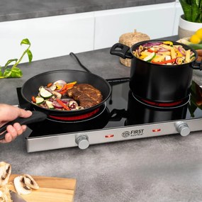 Resigilat: Plită dubla cu infrarosu FIRST FA-5096-7, 2800W, Pana la 300°C, Termostat, Sticla ceramica, Negru/Inox