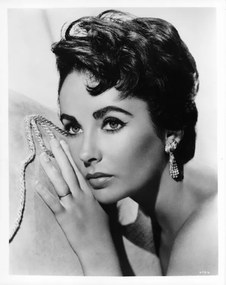 Fotografie Elizabeth Taylor In 'Rhapsody', Archive Photos