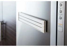 Cuier magnetic reglabil pentru prosoape de bucătărie YAMAZAKI Tower, alb