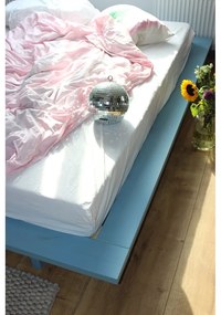 Pat matrimonial albastru deschis din lemn masiv de pin cu somieră 180x200 cm Japan – Karup Design