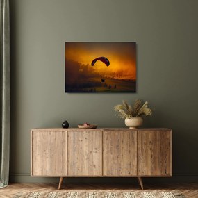Tablou pe sticlă cu parașutistul în apus de soare (70x50 cm)