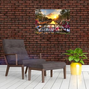 Tablou pe sticlă - Răsărit de soare la Amsterdam (70x50 cm)