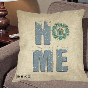 Perna Decorativa HOME Iarna cu Coroana, 40x40 cm, Crem, Husa Detasabila, Perna Inclusa, BEKZ®