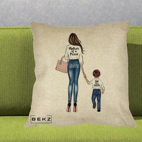 Cadou pentru Mama - Perna Personalizata Patrata Mother of a Prince, 40x40 cm, Crem, Husa Detasabila, Perna Inclusa, BEKZ®
