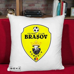 Perna Personalizata FC Brasov Fotbal Romania, 40x40 cm, Alb Pufos, Husa Detasabila, Perna Inclusa, BEKZ®