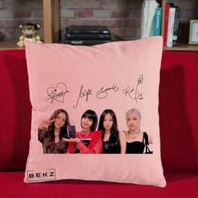 Perna Personalizata K-pop BLACKPINK Semnaturi, 40x40 cm, Roz, Husa Detasabila, Perna Inclusa, BEKZ®