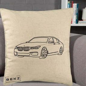 Perna Personalizata BMW Seria 7 Linie Minimalista, 40x40 cm, Bej, Husa Detasabila, Perna Inclusa, BEKZ®
