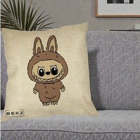 Perna Personalizata Labubu Maro Natural Solo, 40x40 cm, Crem, Husa Detasabila, Perna Inclusa, BEKZ®