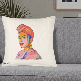 Perna Decorativa Portret Femeie Africana, 40x40 cm, Crem Reliefat, Husa Detasabila, Perna Inclusa, BEKZ®