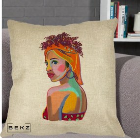 Perna Decorativa Portret Femeie Colorat Pop Art, 40x40 cm, Crem, Husa Detasabila, Perna Inclusa, BEKZ®